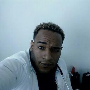 Meet your Posher, Victor alejandro